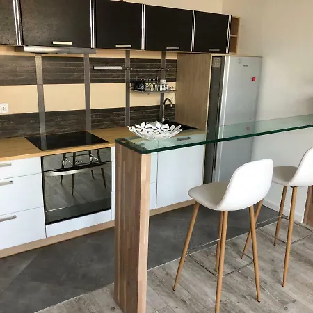 Apartament Emi
